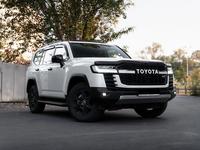 Toyota Land Cruiser 2021 года за 59 000 000 тг. в Алматы