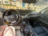 Lexus ES 300h 2014 годаүшін8 800 000 тг. в Актау – фото 4