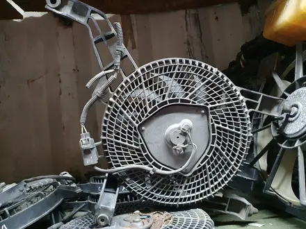 Диффузор радиатора lexus за 25 000 тг. в Алматы – фото 4