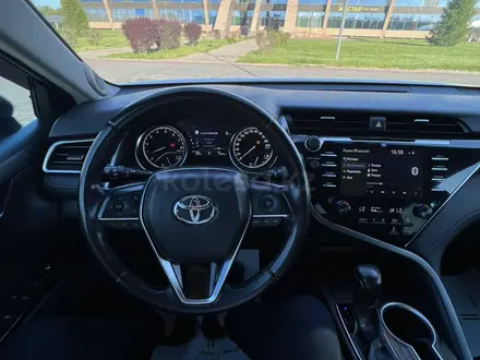 Toyota Camry 2018 года за 13 500 000 тг. в Талдыкорган – фото 15