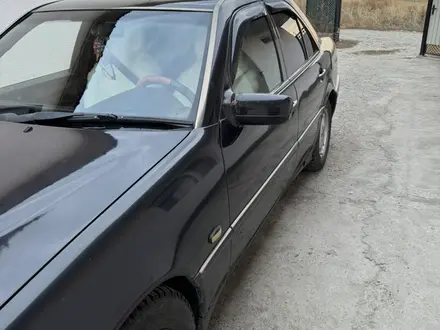 Mercedes-Benz C 240 1997 года за 2 900 000 тг. в Талдыкорган – фото 2