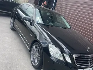 Mercedes-Benz E 250