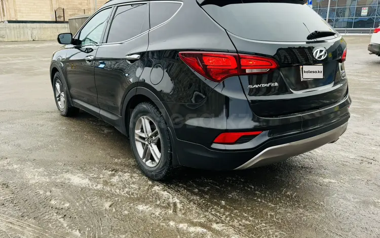 Hyundai Santa Fe 2017 года за 7 700 000 тг. в Актобе