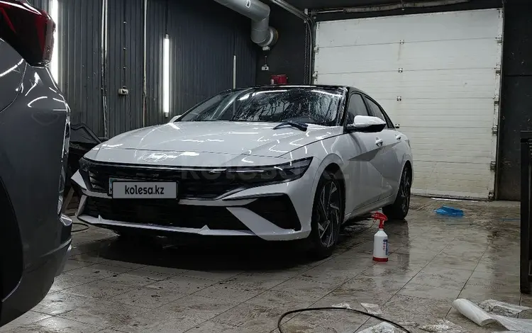 Hyundai Elantra 2024 года за 8 800 000 тг. в Уральск