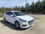 Hyundai Solaris 2019 года за 6 700 000 тг. в Караганда – фото 2