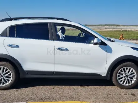 Kia Rio X-Line 2020 года за 8 200 000 тг. в Караганда – фото 4