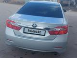 Toyota Camry 2013 года за 9 500 000 тг. в Костанай – фото 2