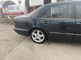 Mercedes-Benz E 280 2000 годаfor4 850 000 тг. в Турара Рыскулова – фото 3