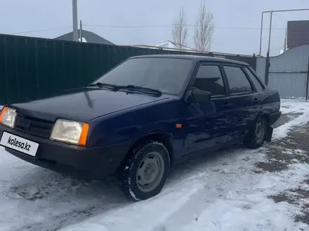 ВАЗ (Lada) 21099 1997 года за 950 000 тг. в Актобе – фото 2