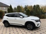 Kia Seltos 2023 годаfor9 300 000 тг. в Алматы – фото 3