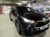 Toyota Highlander 2022 годаfor26 500 000 тг. в Астана – фото 3