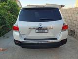 Toyota Highlander 2013 годаfor7 200 000 тг. в Актау – фото 5