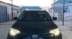Toyota RAV4 2016 года за 7 800 000 тг. в Актау