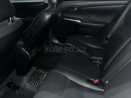 Toyota Camry 2014 года за 11 000 000 тг. в Караганда – фото 16