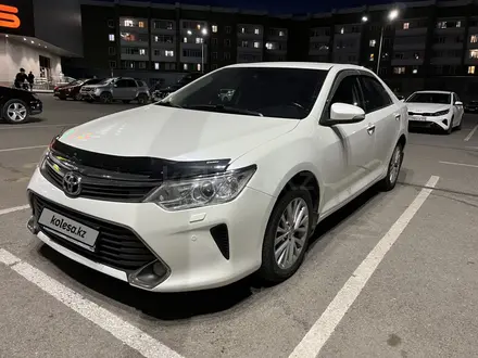 Toyota Camry 2014 года за 11 000 000 тг. в Караганда – фото 2