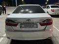 Toyota Camry 2014 года за 11 000 000 тг. в Караганда – фото 6