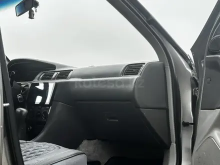 Toyota Camry 2000 года за 3 200 000 тг. в Алматы – фото 10