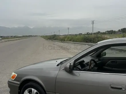Toyota Camry 2000 года за 3 200 000 тг. в Алматы – фото 4