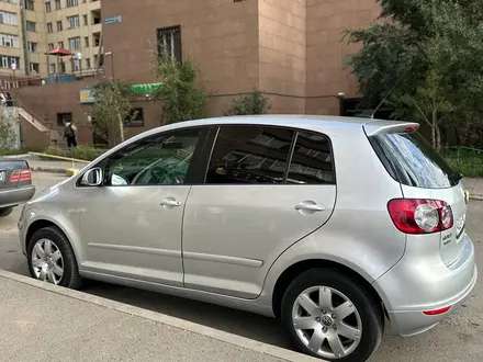 Volkswagen Golf Plus 2008 года за 2 900 000 тг. в Астана – фото 4