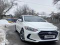 Hyundai Elantra 2018 годаfor6 700 000 тг. в Алматы – фото 2