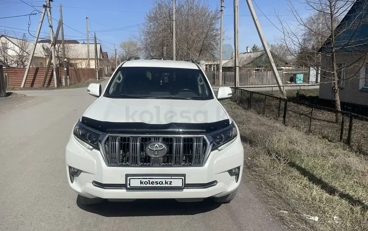 Toyota Land Cruiser Prado 2017 годаүшін26 500 000 тг. в Караганда