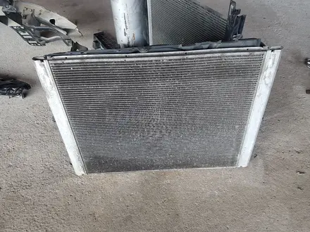 Радиатор охлаждения на BMW E60 N52 B30 за 60 000 тг. в Шымкент