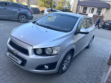 Chevrolet Aveo 2013 года за 3 400 000 тг. в Семей – фото 3