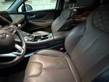 Hyundai Santa Fe 2021 года за 15 000 000 тг. в Атырау – фото 5
