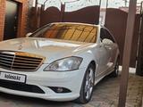 Mercedes-Benz S 500 2007 года за 5 500 000 тг. в Астана – фото 3