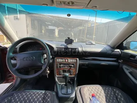 Audi A4 1996 года за 1 450 000 тг. в Алматы – фото 5