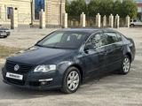 Volkswagen Passat 2008 года за 2 500 000 тг. в Актобе – фото 2