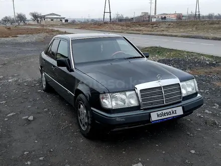 Mercedes-Benz E 220 1992 года за 2 200 000 тг. в Шымкент – фото 17