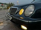 Mercedes-Benz E 320 2001 годаfor5 500 000 тг. в Шымкент