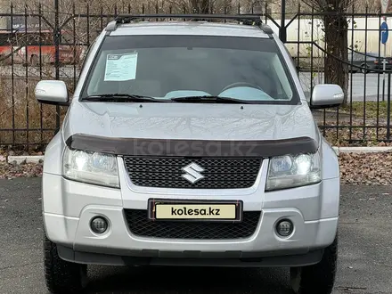 Suzuki Grand Vitara 2011 года за 7 400 000 тг. в Семей – фото 2