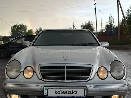 Mercedes-Benz E 320 2001 года за 4 600 000 тг. в Шымкент
