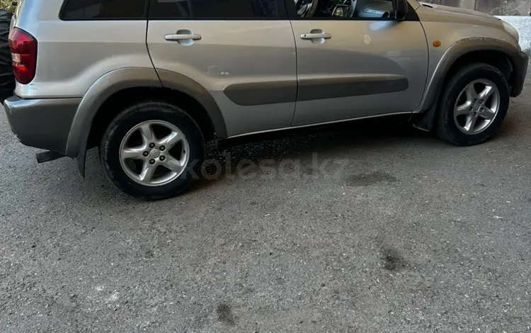 Toyota RAV4 2001 года за 4 200 000 тг. в Караганда