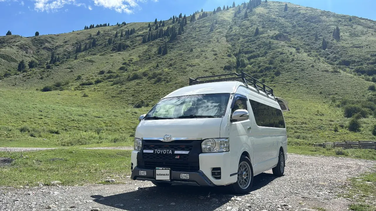 Toyota HiAce, 2018