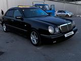Mercedes-Benz E 320 1997 года за 3 799 999 тг. в Алматы – фото 3
