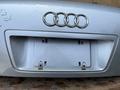 Крышка багажника на Audi A8 D3. за 20 000 тг. в Алматы – фото 7