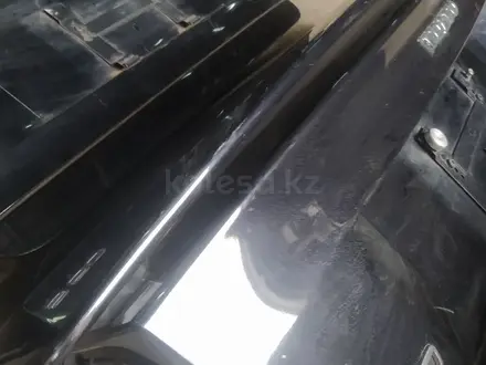 Крышка багажника Volvo s60 за 15 000 тг. в Алматы – фото 3