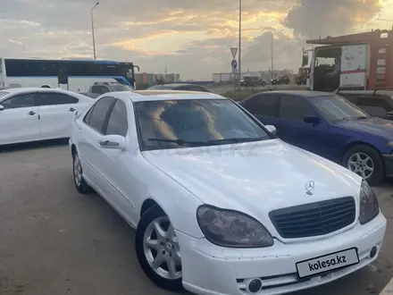 Mercedes-Benz S 500 2001 года за 1 900 000 тг. в Астана – фото 5