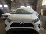 Toyota RAV4 2023 года за 19 300 000 тг. в Павлодар