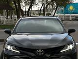 Toyota Camry 2019 года за 14 000 000 тг. в Шиели