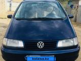 Volkswagen Sharan 1998 года за 2 000 000 тг. в Актобе – фото 5