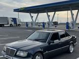 Mercedes-Benz E 220 1993 годаfor2 200 000 тг. в Шымкент – фото 2