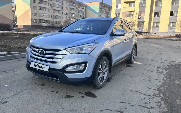 Hyundai Santa Fe 2012 годаүшін8 800 000 тг. в Алматы