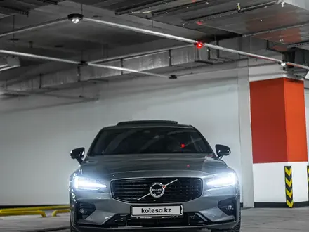 Volvo S60 2021 года за 27 000 000 тг. в Алматы – фото 10