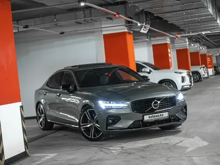 Volvo S60 2021 года за 27 000 000 тг. в Алматы – фото 9