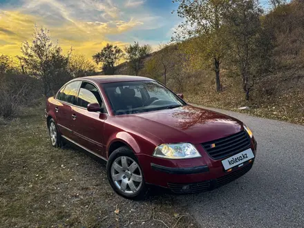 Volkswagen Passat 2003 года за 2 700 000 тг. в Алматы – фото 2