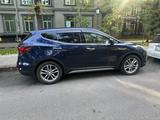 Hyundai Santa Fe 2016 годаүшін9 500 000 тг. в Алматы – фото 2